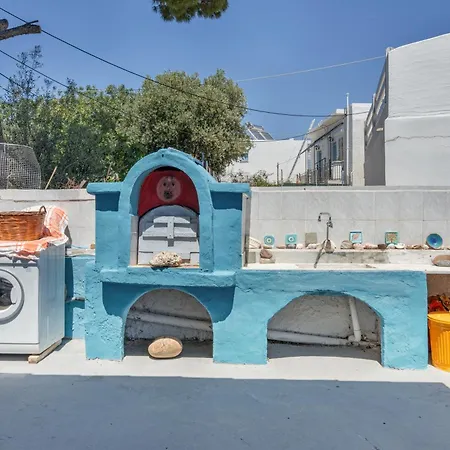 Gallery House Telendos