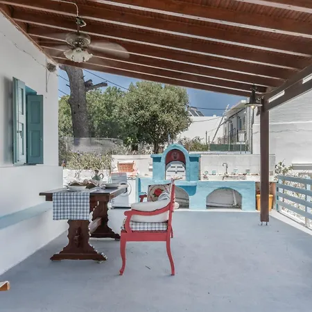 Gallery House Telendos