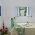 Gallery House Telendos