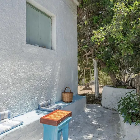 Gallery House Telendos